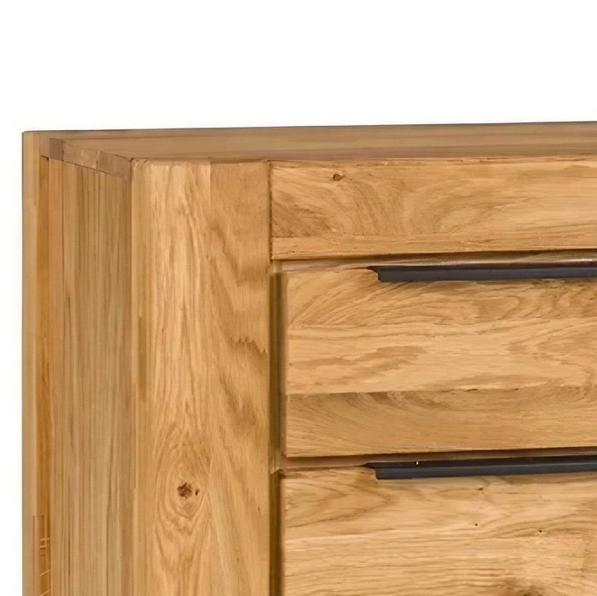 Buffet Armand 3 portes, un angle de près